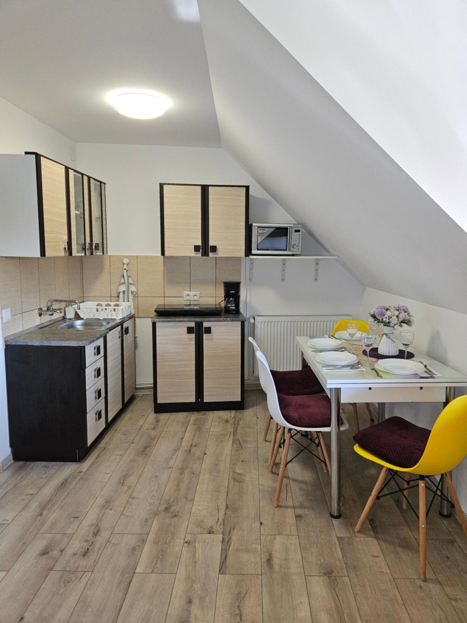 Lavender Apartments Sanpetru Екстер'єр фото
