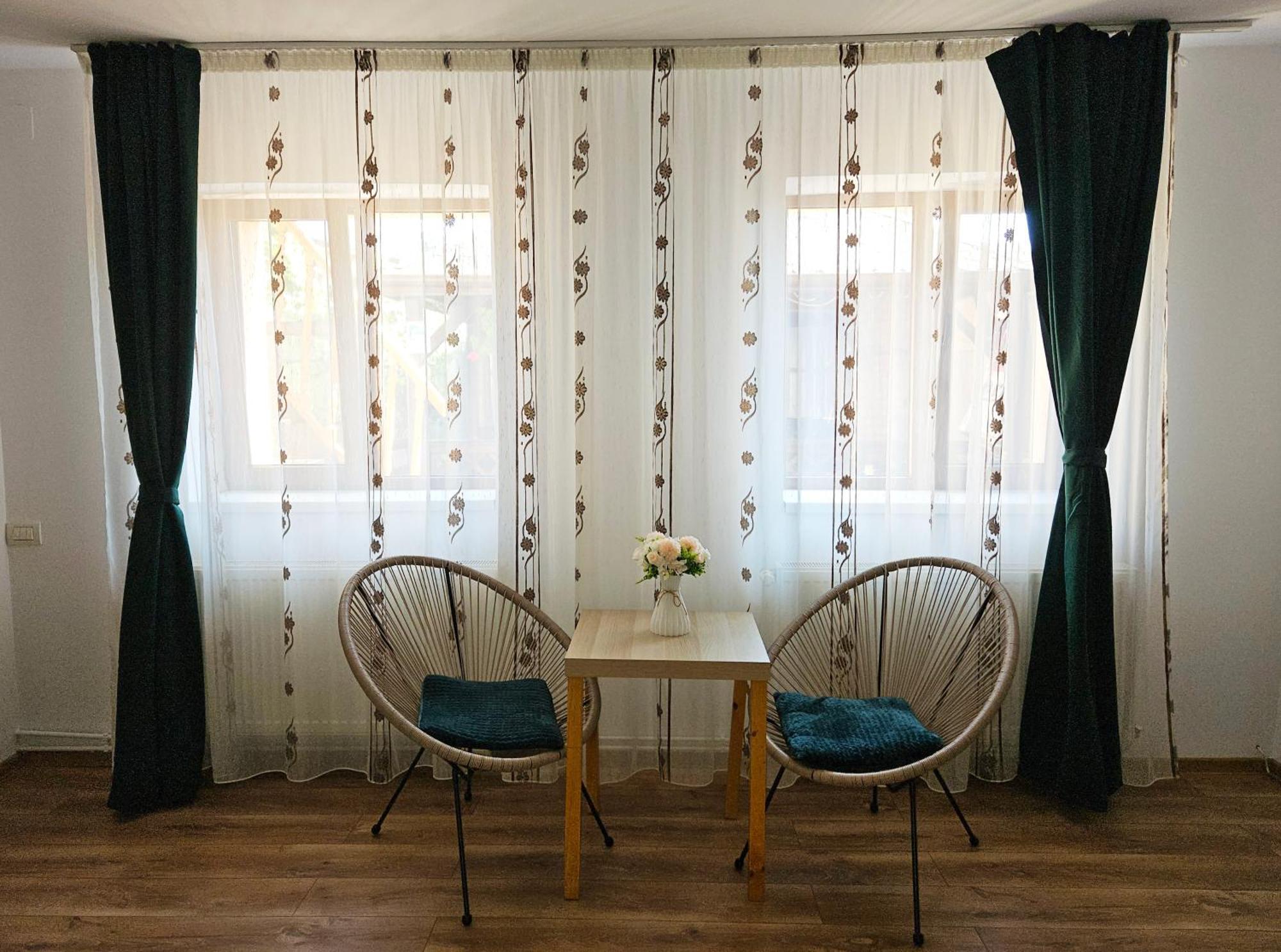 Lavender Apartments Sanpetru Екстер'єр фото
